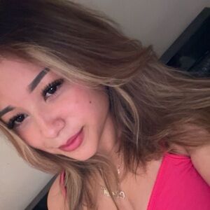 Meet your Posher, Paola